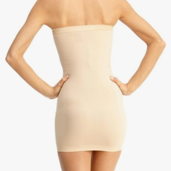 Assets Red Hot Label by Spanx Strapless Control Slip Shaper - Picture 3 of 4